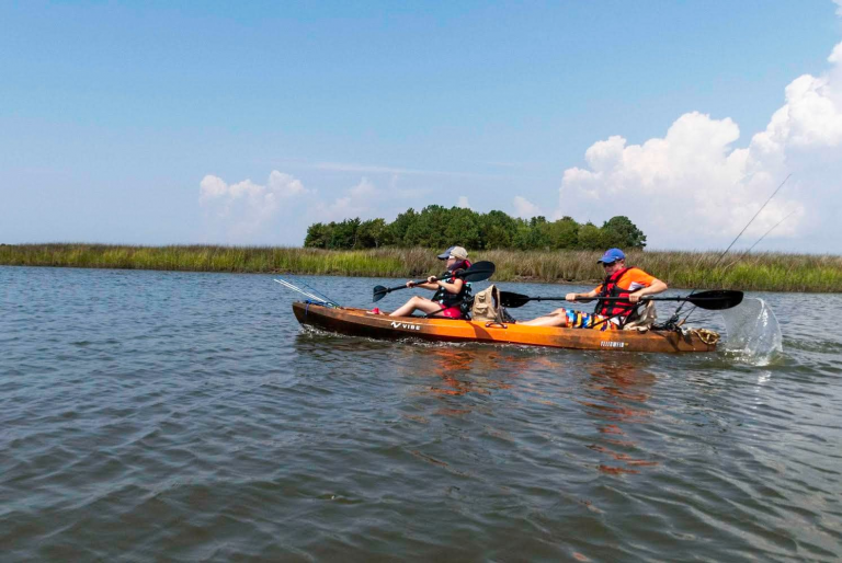 kayaker at Janes Island 768x514